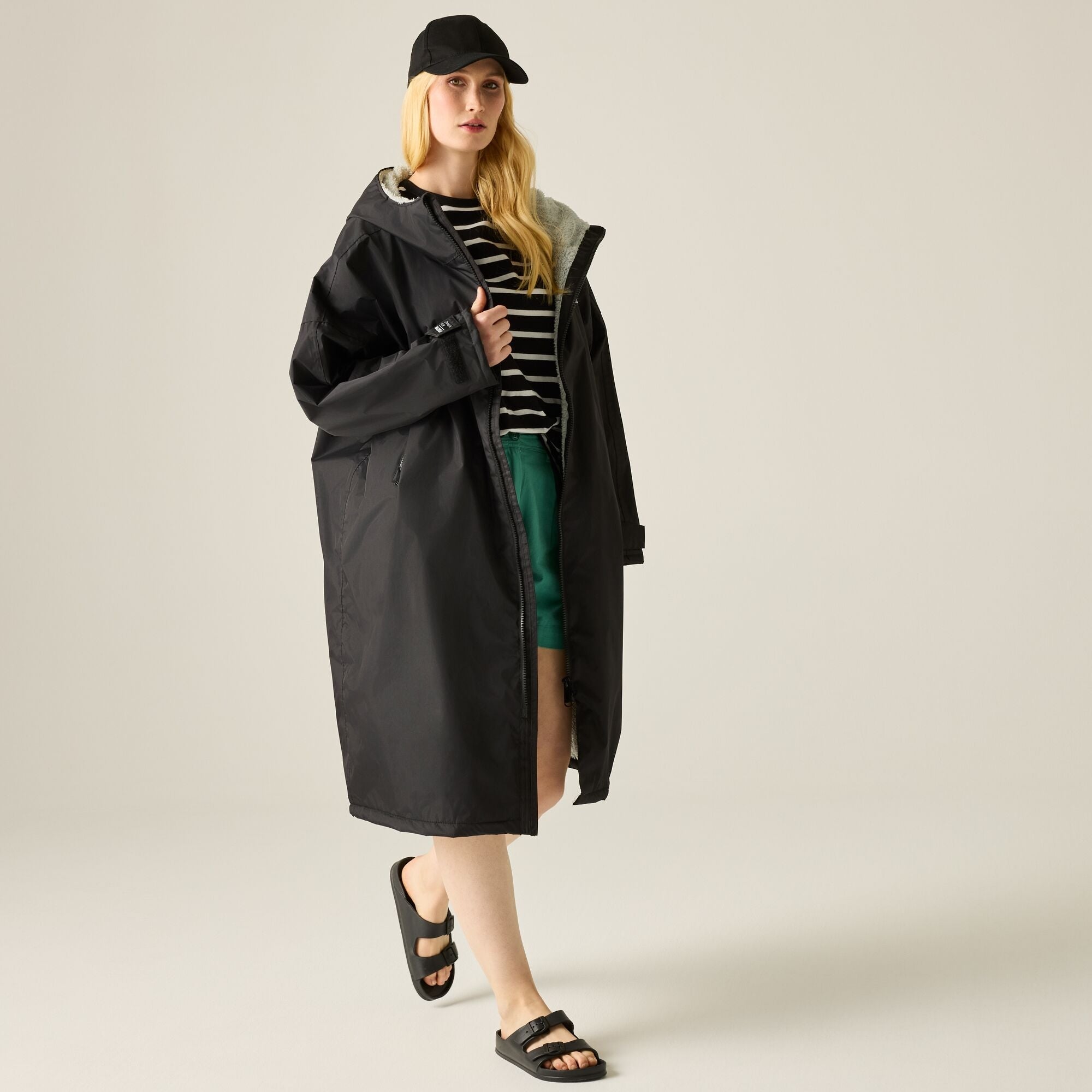 Regatta Outdoor Active Adults Waterproof Changing Robe